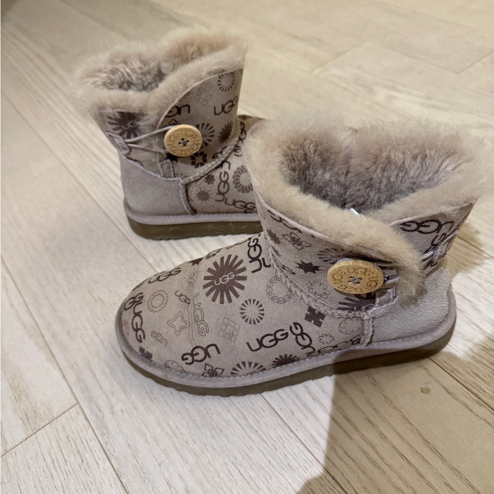 UGG Patterned Boots with Fur Trim